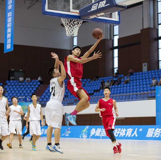 篮球青少年（乙组）比赛结束 产生金牌两枚