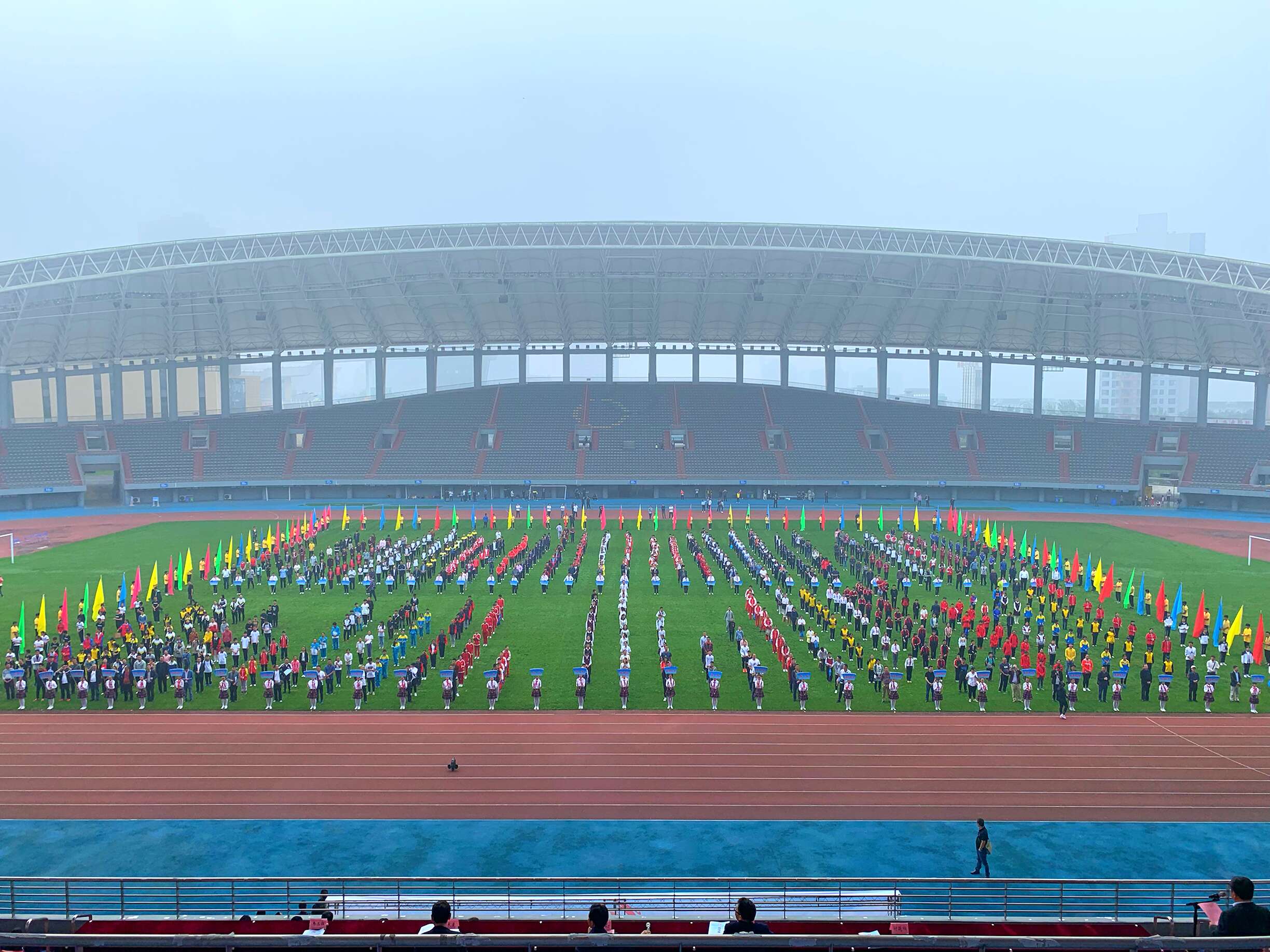 涪陵区第十届中小学生田径运动会 在涪陵奥体中心体育场开幕